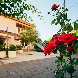  Apartment Relja