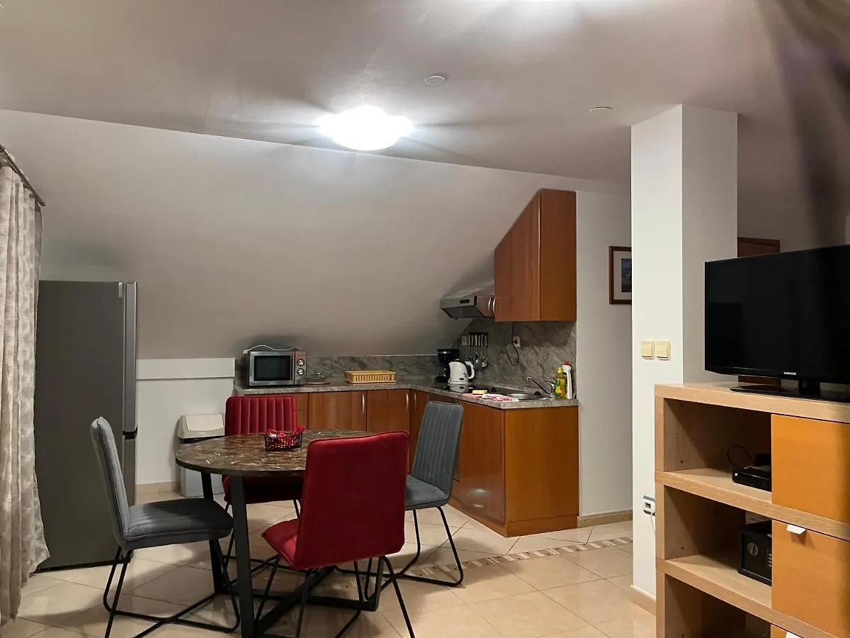 זאדאר Apartments Puntamika