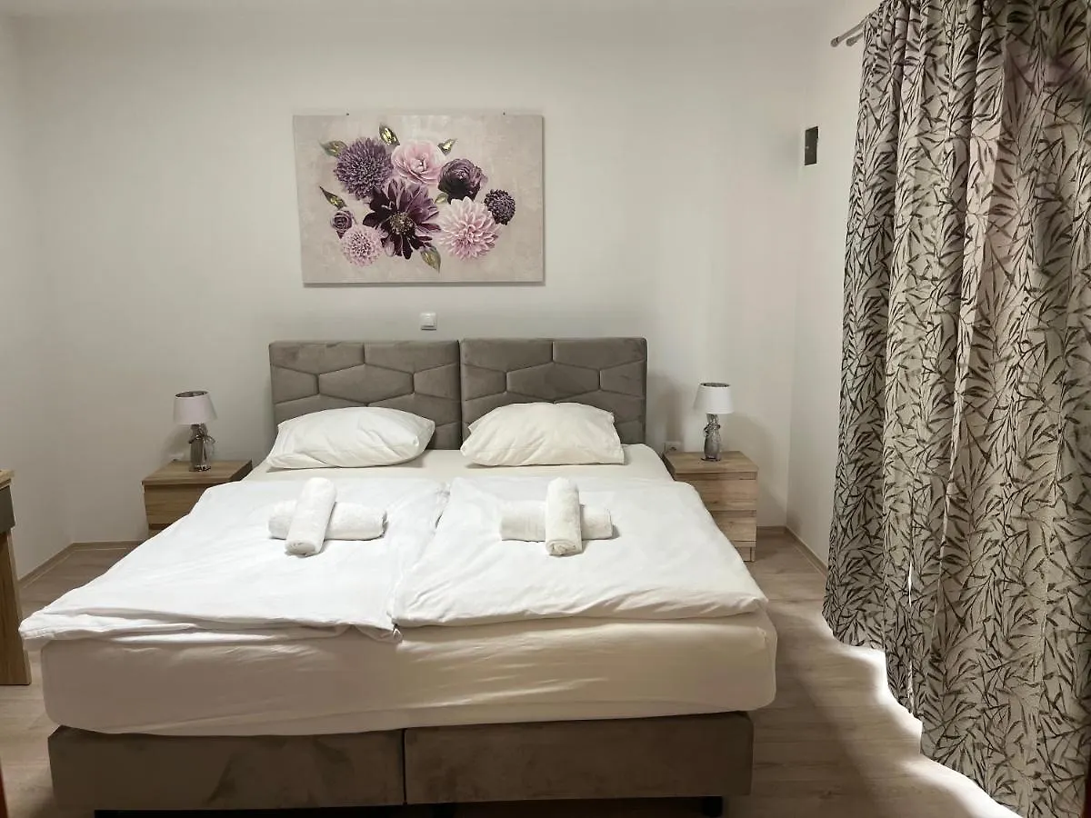 זאדאר Apartments Puntamika