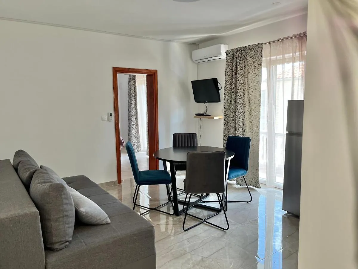 Apartments Puntamika Zadar