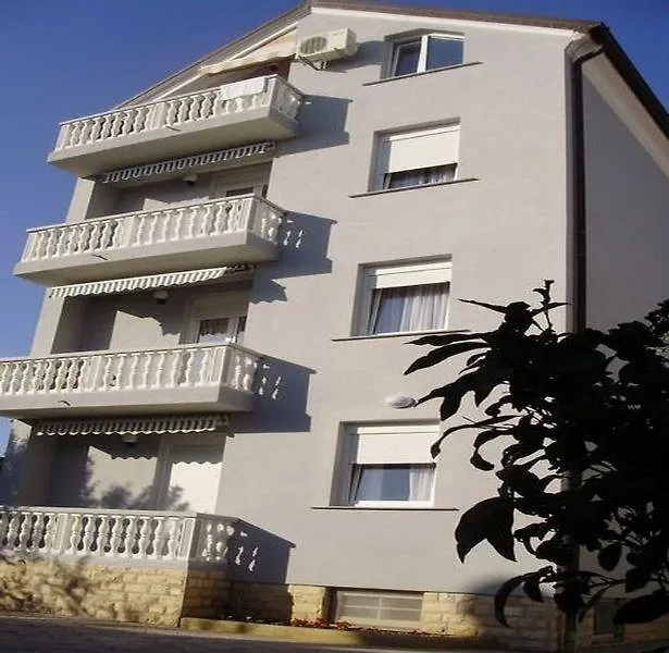 זאדאר Apartments Puntamika